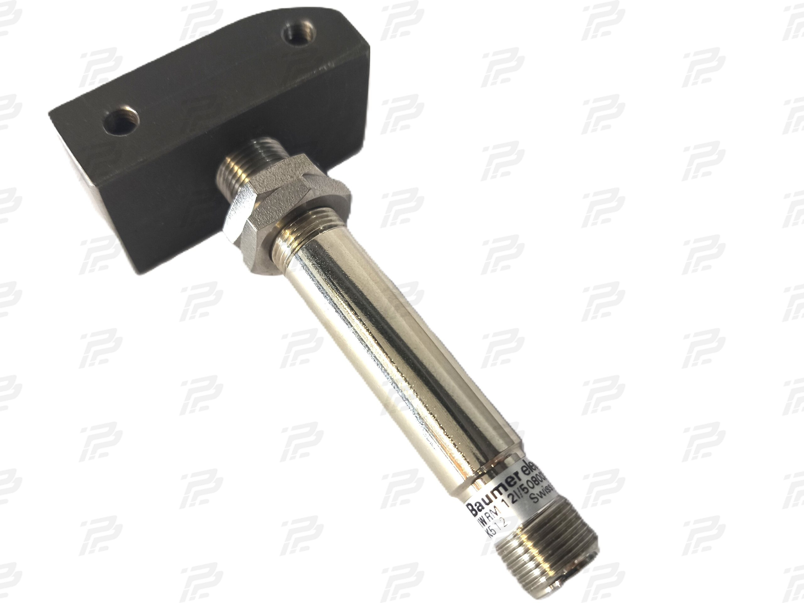 Cylindrical proximity sensor